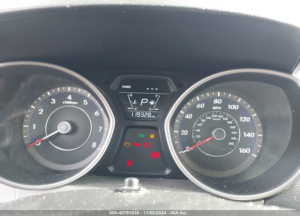 2016 HYUNDAI ELANTRA SE VIN: 5NPDH4AE8GH687057