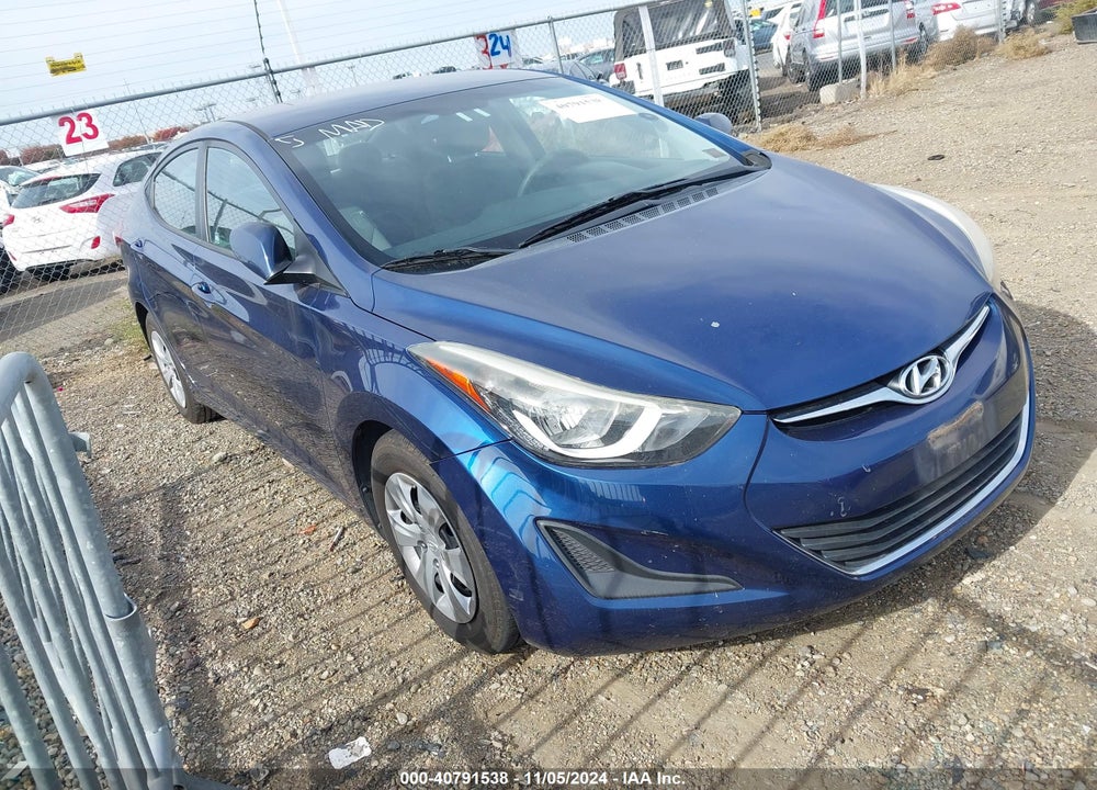 2016 HYUNDAI ELANTRA SE VIN: 5NPDH4AE8GH687057