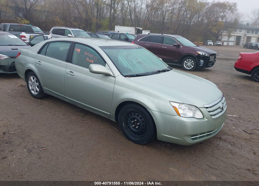 2005 TOYOTA AVALON XL VIN: 4T1BK36B85U053537
