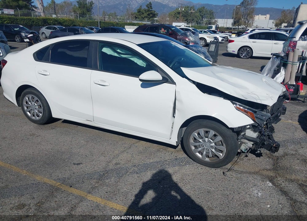 2019 KIA FORTE FE VIN: 3KPF24AD4KE073962