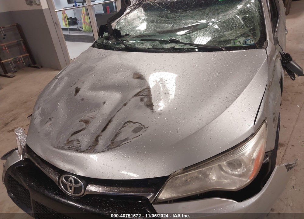 2017 TOYOTA CAMRY SE VIN: 4T1BF1FK4HU303448
