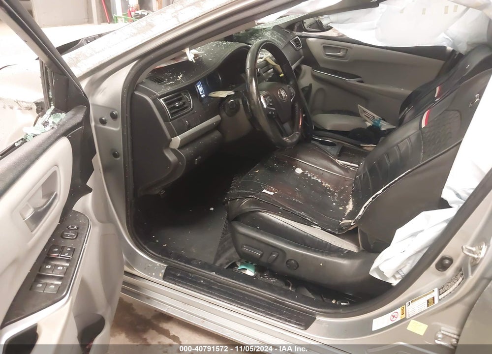 2017 TOYOTA CAMRY SE VIN: 4T1BF1FK4HU303448