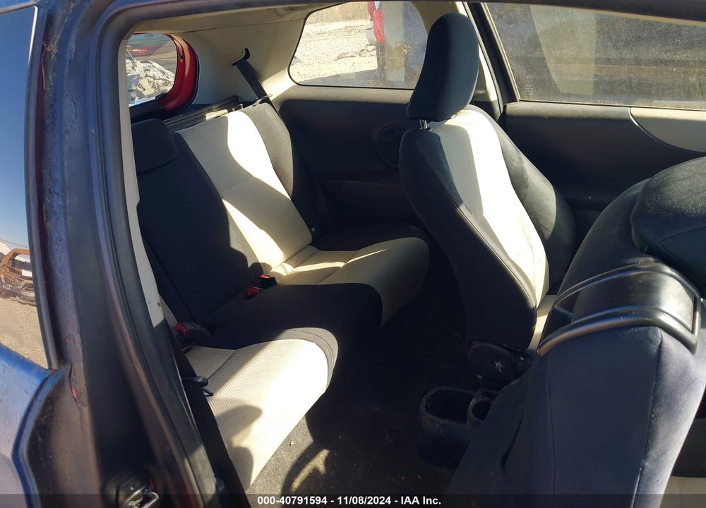 2012 TOYOTA YARIS LE VIN: JTDJTUD37CD518112