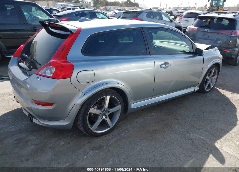 2011 VOLVO C30 T5 VIN: YV1672MK1B2245081