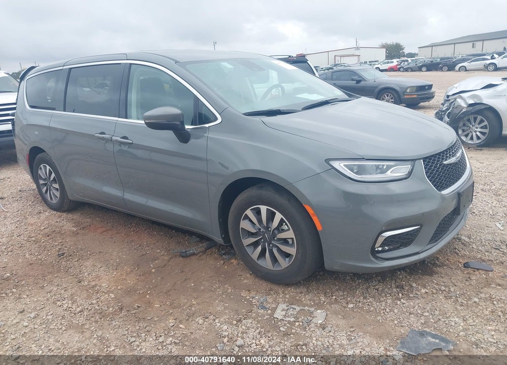 2023 CHRYSLER PACIFICA HYBRID TOURING L VIN: 2C4RC1L7XPR562243