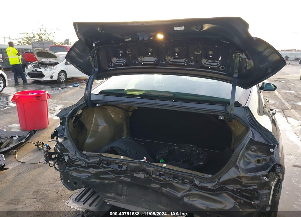 2025 HYUNDAI ELANTRA SEL SPORT VIN: KMHLM4DG2SU864054