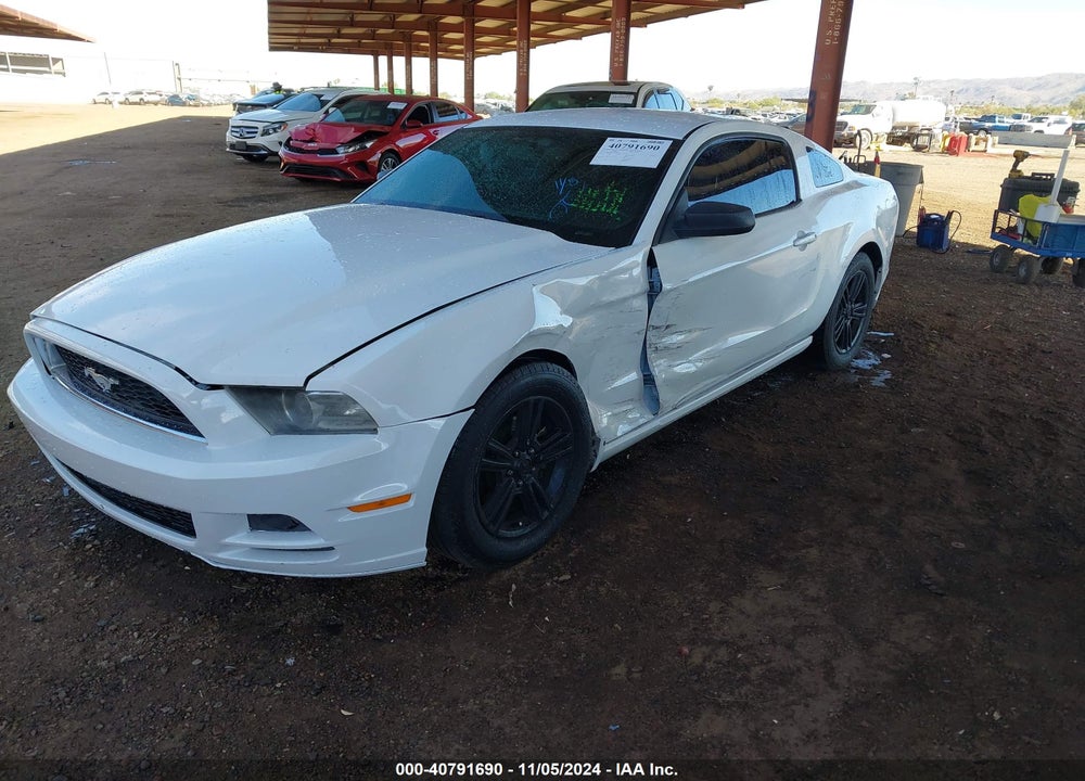 2014 FORD MUSTANG V6 VIN: 1ZVBP8AM8E5306505