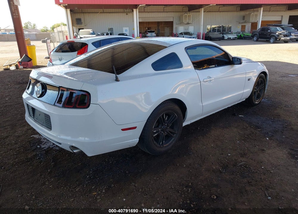 2014 FORD MUSTANG V6 VIN: 1ZVBP8AM8E5306505
