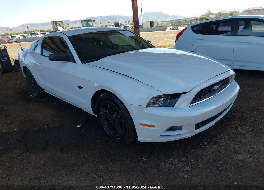 2014 FORD MUSTANG V6 VIN: 1ZVBP8AM8E5306505