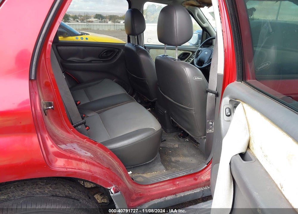 2004 FORD ESCAPE XLT VIN: 1FMCU03104KA15402