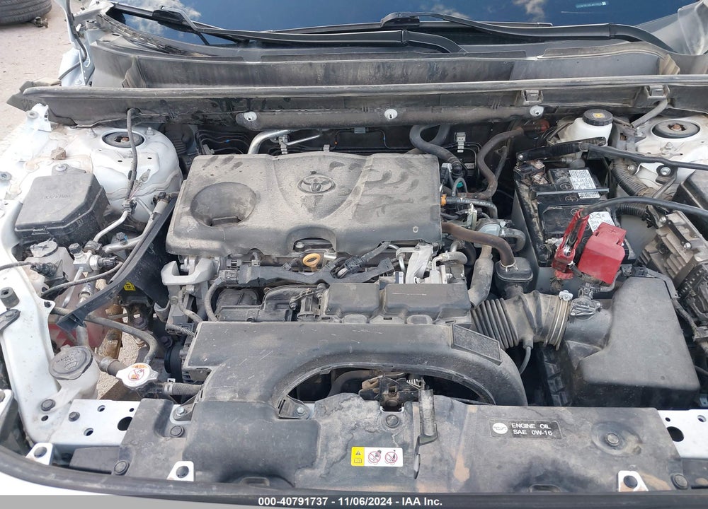 2020 TOYOTA RAV4 XLE VIN: 2T3W1RFV0LW076848