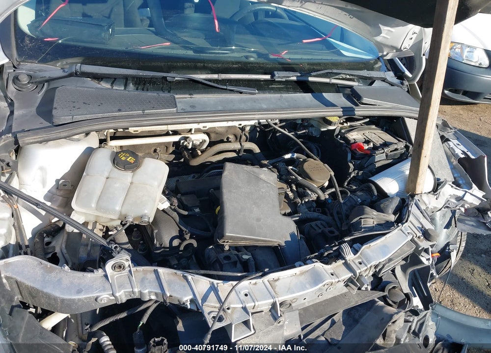 2016 FORD FOCUS SE VIN: 1FADP3K27GL286649