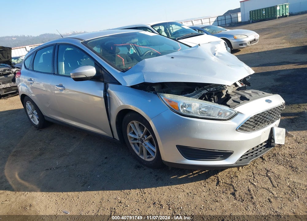 2016 FORD FOCUS SE VIN: 1FADP3K27GL286649