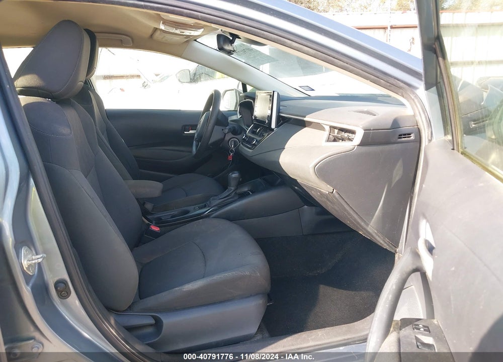 2021 TOYOTA COROLLA LE VIN: JTDEPMAE8MJ166480