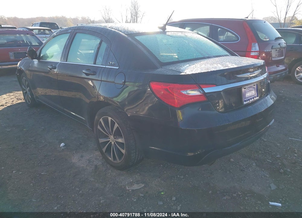 2011 CHRYSLER 200 S VIN: 1C3BC8FG7BN597368