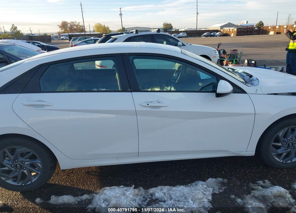 2024 HYUNDAI ELANTRA SEL VIN: KMHLM4DG5RU819622