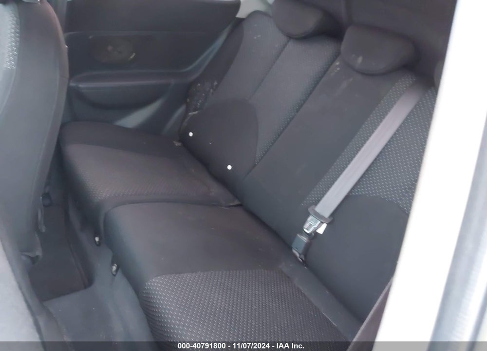 2007 HYUNDAI ACCENT GS VIN: KMHCM36C37U002103