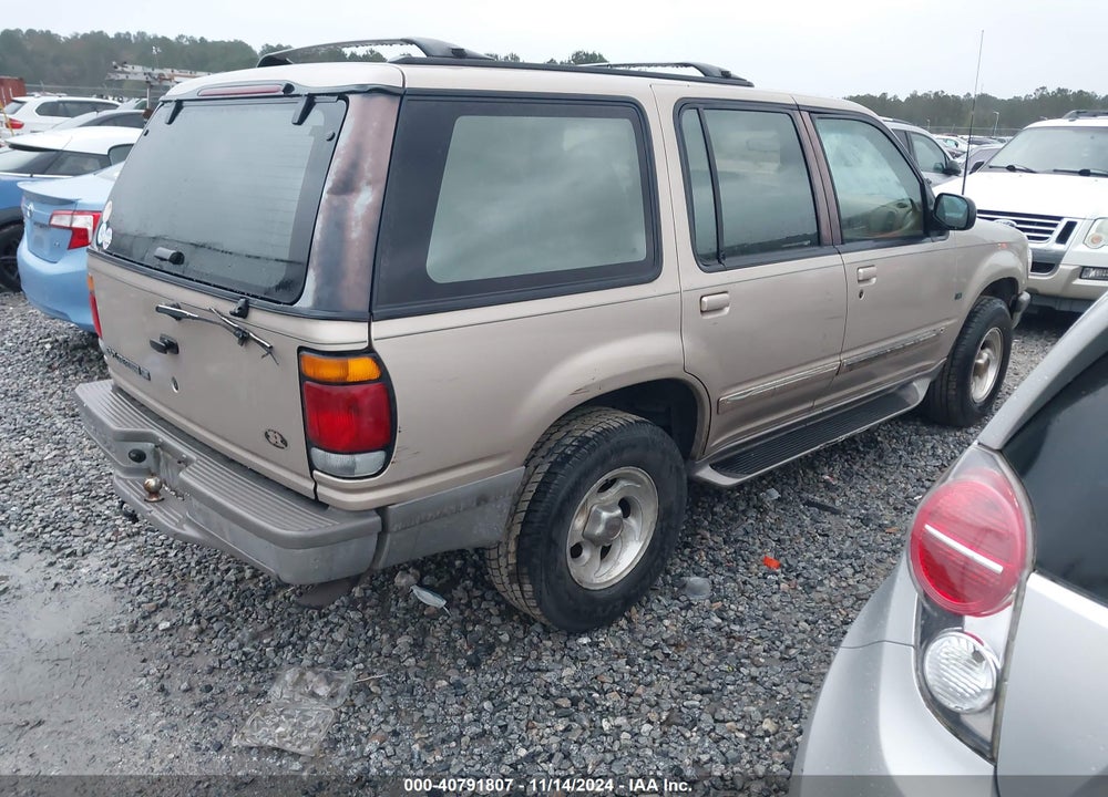 1996 FORD EXPLORER VIN: 1FMDU32P3TZA55801
