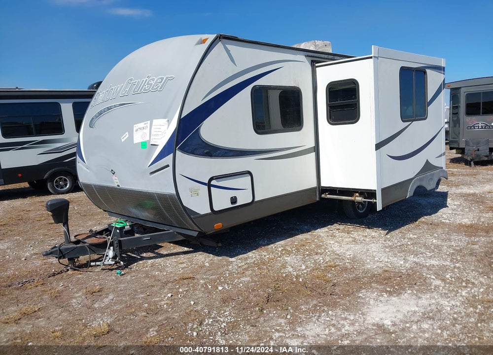 2015 SHADOW CRUISER 27 TRAVEL TRAILER VIN: 5RXTD2227F1032245