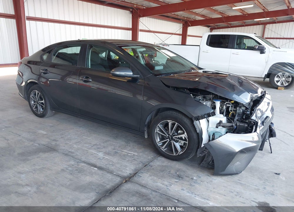 2024 KIA FORTE LXS VIN: 3KPF24ADXRE803187