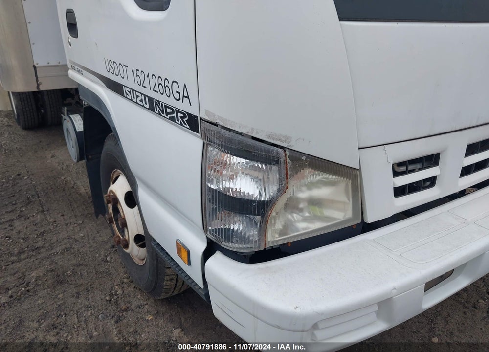 2006 ISUZU W3S042 NPR GAS REG VIN: 4KLB4B1U66J804039