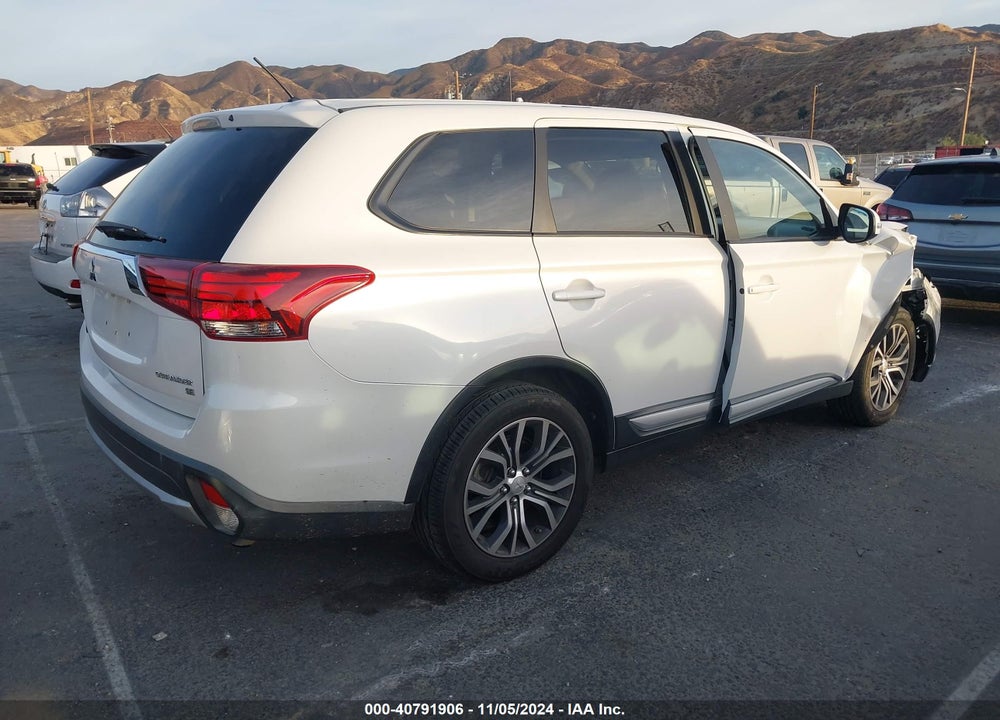2016 MITSUBISHI OUTLANDER SE VIN: JA4AD3A30GZ000521