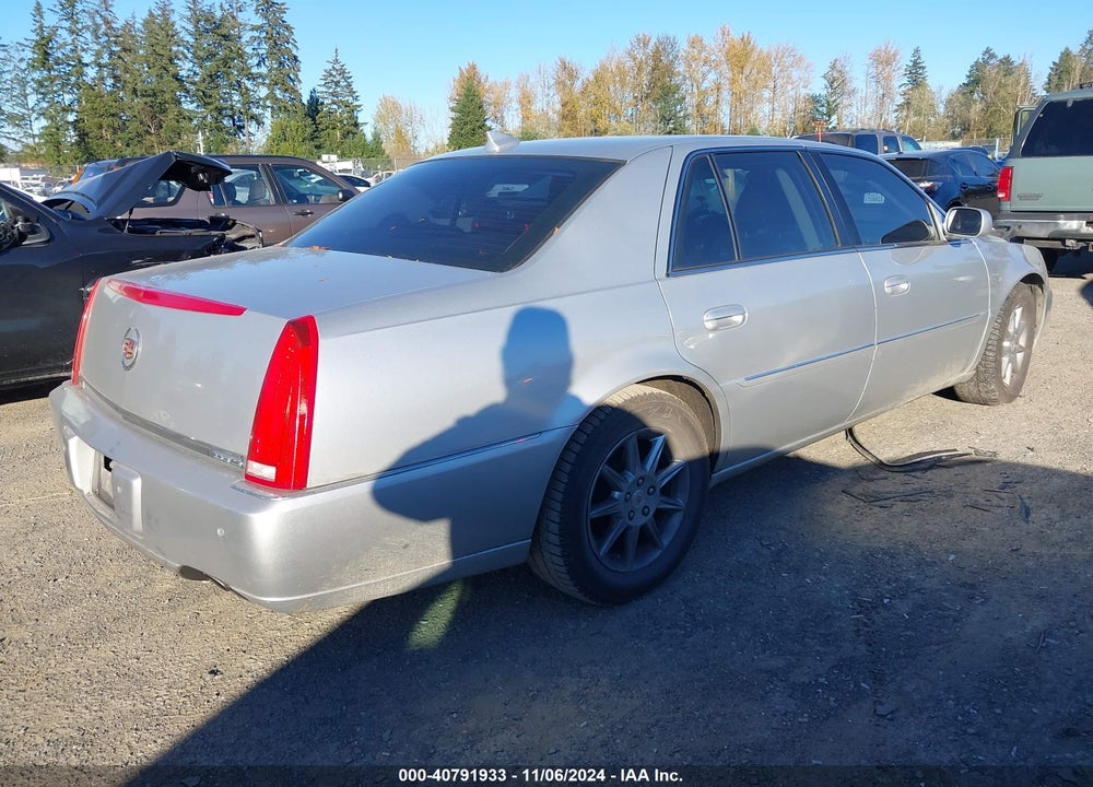 2010 CADILLAC DTS LUXURY COLLECTION VIN: 1G6KD5EY8AU115404