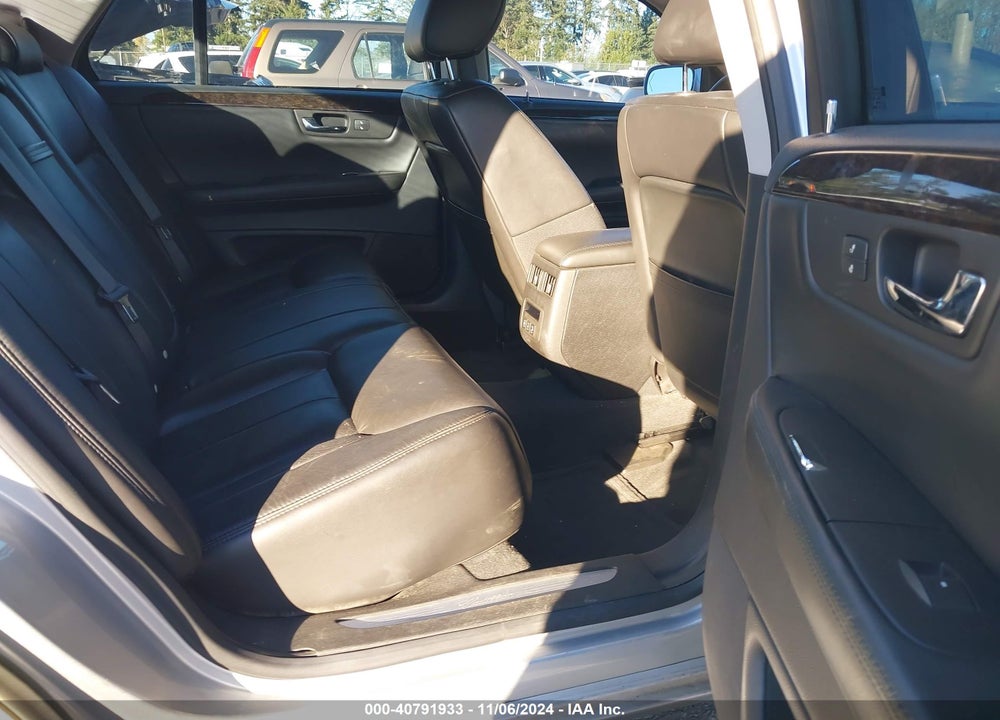 2010 CADILLAC DTS LUXURY COLLECTION VIN: 1G6KD5EY8AU115404
