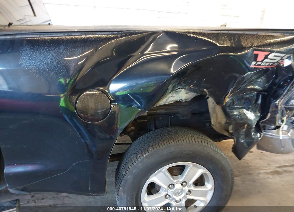 2012 TOYOTA TUNDRA GRADE 5.7L V8 VIN: 5TFRY5F16CX128140
