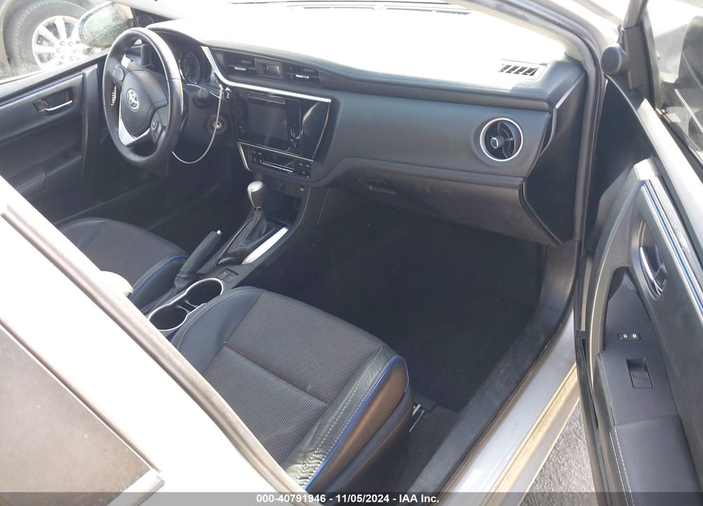 2018 TOYOTA COROLLA SE VIN: 5YFBURHE0JP777397