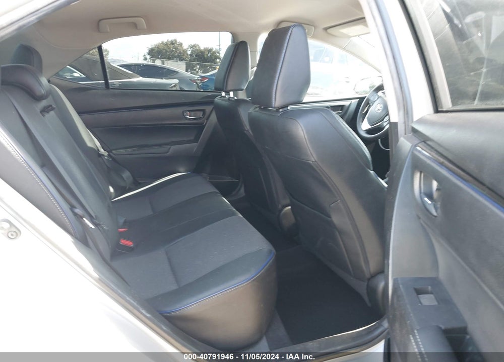 2018 TOYOTA COROLLA SE VIN: 5YFBURHE0JP777397