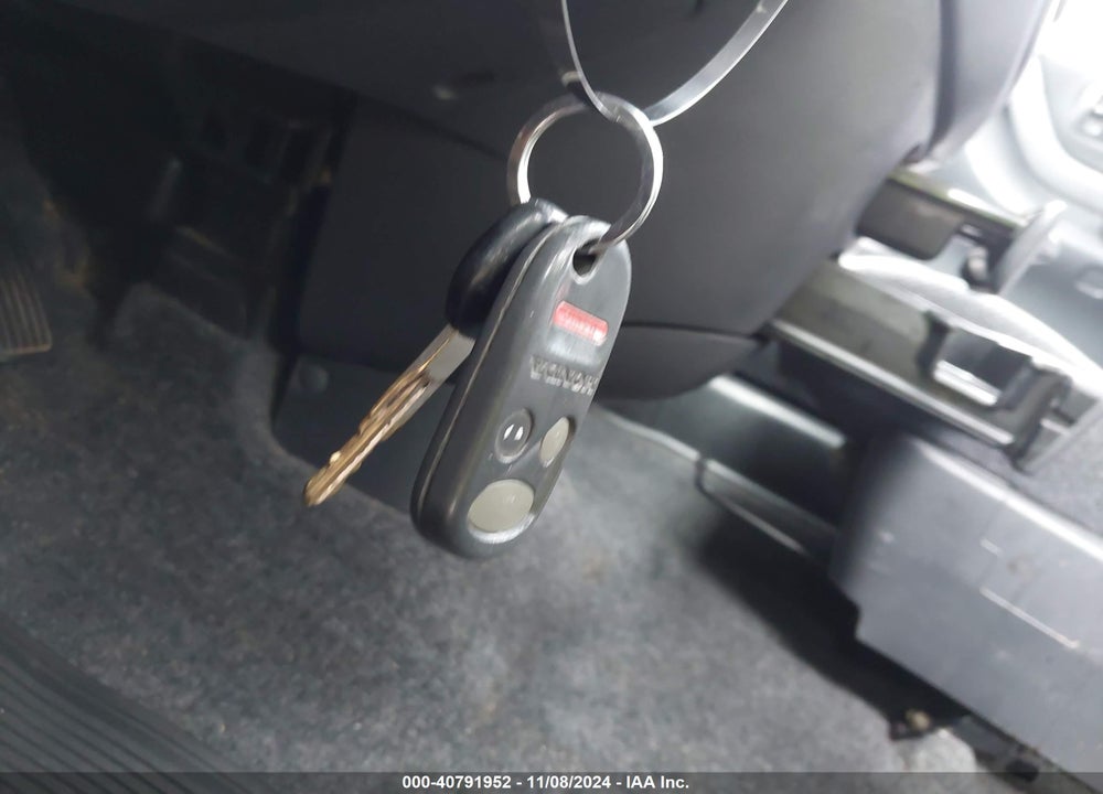 2000 HONDA CR-V EX VIN: JHLRD1863YC029693