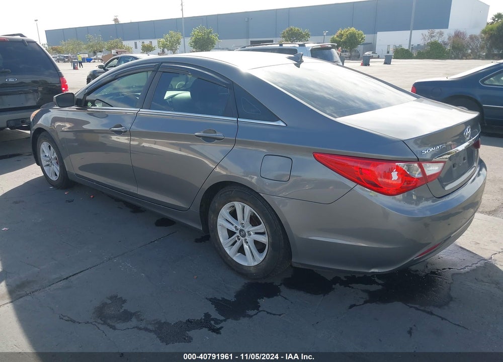 2013 HYUNDAI SONATA GLS VIN: 5NPEB4ACXDH538391