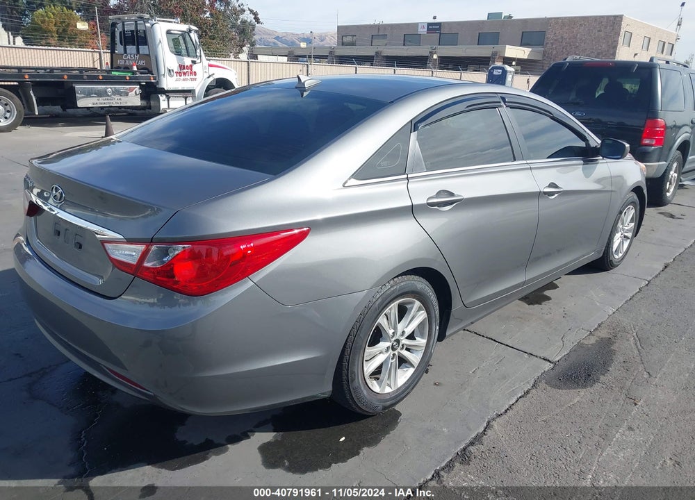 2013 HYUNDAI SONATA GLS VIN: 5NPEB4ACXDH538391