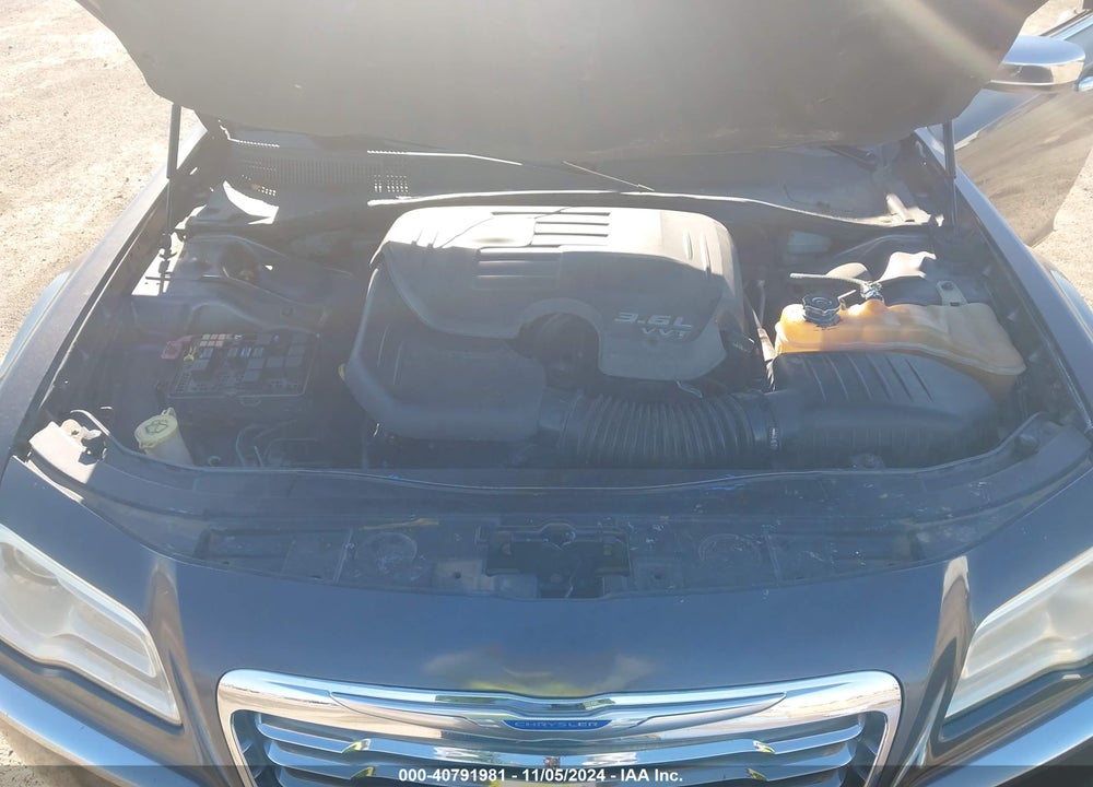 2013 CHRYSLER 300 MOTOWN VIN: 2C3CCAAG8DH542944