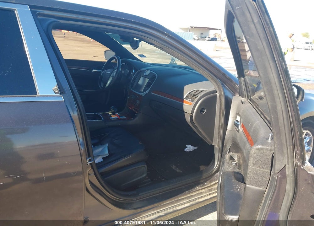 2013 CHRYSLER 300 MOTOWN VIN: 2C3CCAAG8DH542944