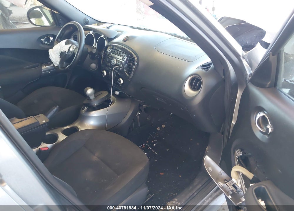 2013 NISSAN JUKE SV VIN: JN8AF5MR3DT202753