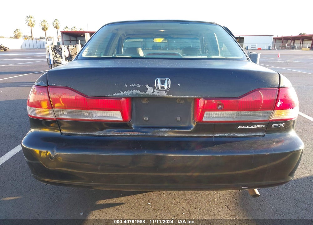 2001 HONDA ACCORD 2.3 EX VIN: 1HGCG56681A092649
