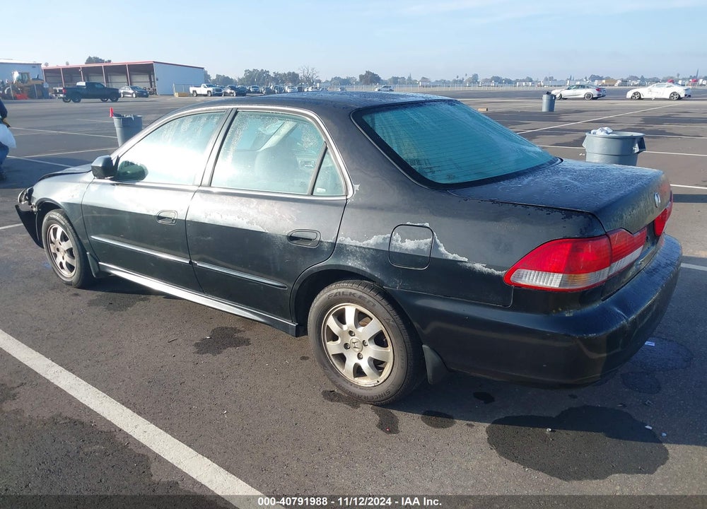 2001 HONDA ACCORD 2.3 EX VIN: 1HGCG56681A092649