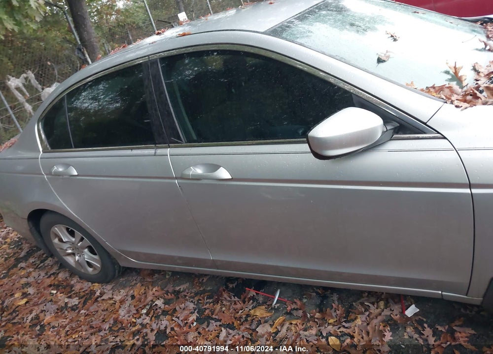 2010 HONDA ACCORD 2.4 LX-P VIN: 1HGCP2F41AA060820