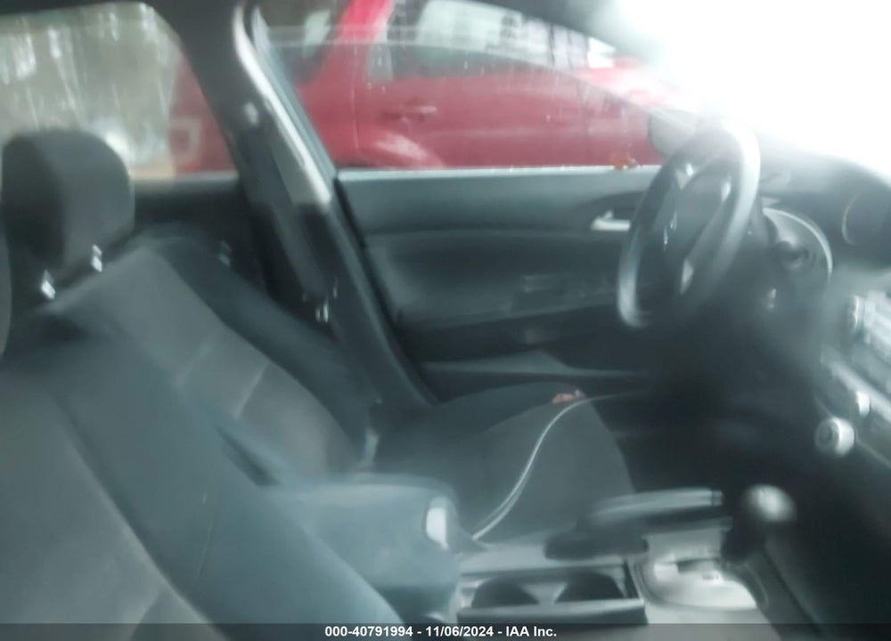 2010 HONDA ACCORD 2.4 LX-P VIN: 1HGCP2F41AA060820