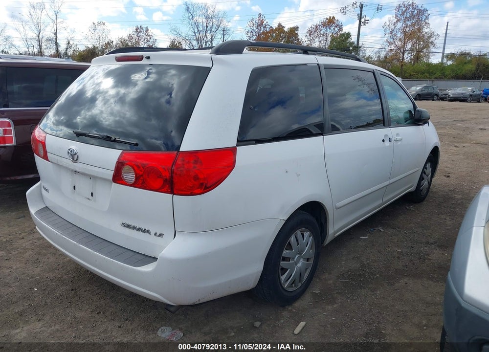 2010 TOYOTA SIENNA LE VIN: 5TDKK4CC3AS324753