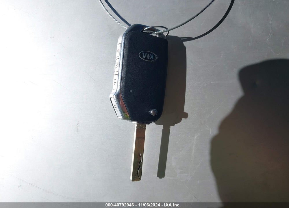 2020 KIA SOUL X-LINE VIN: KNDJ23AU7L7103087
