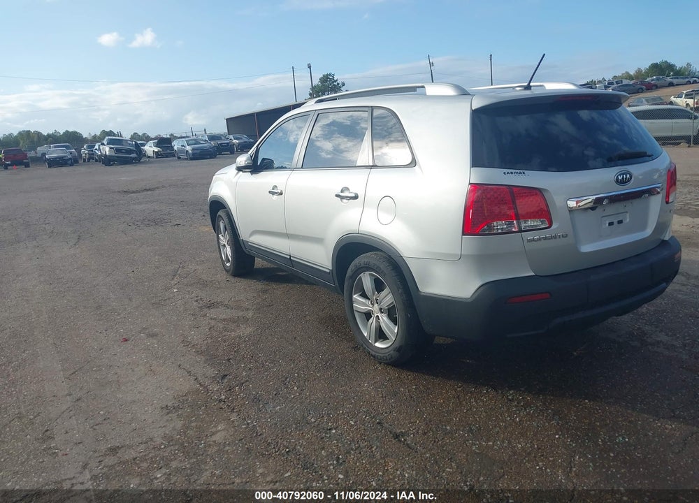 2013 KIA SORENTO EX VIN: 5XYKU3A60DG358605