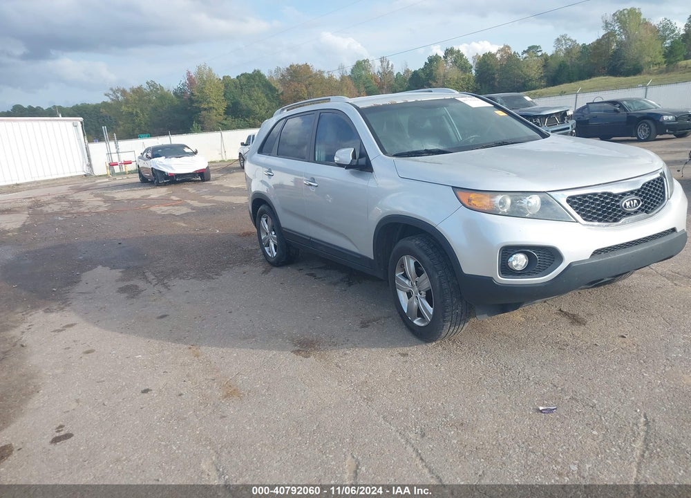 2013 KIA SORENTO EX VIN: 5XYKU3A60DG358605