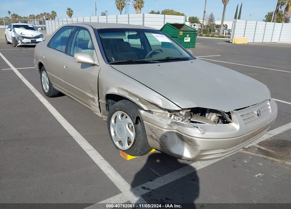 1997 TOYOTA CAMRY LE V6 VIN: JT2BF22K3V0028053