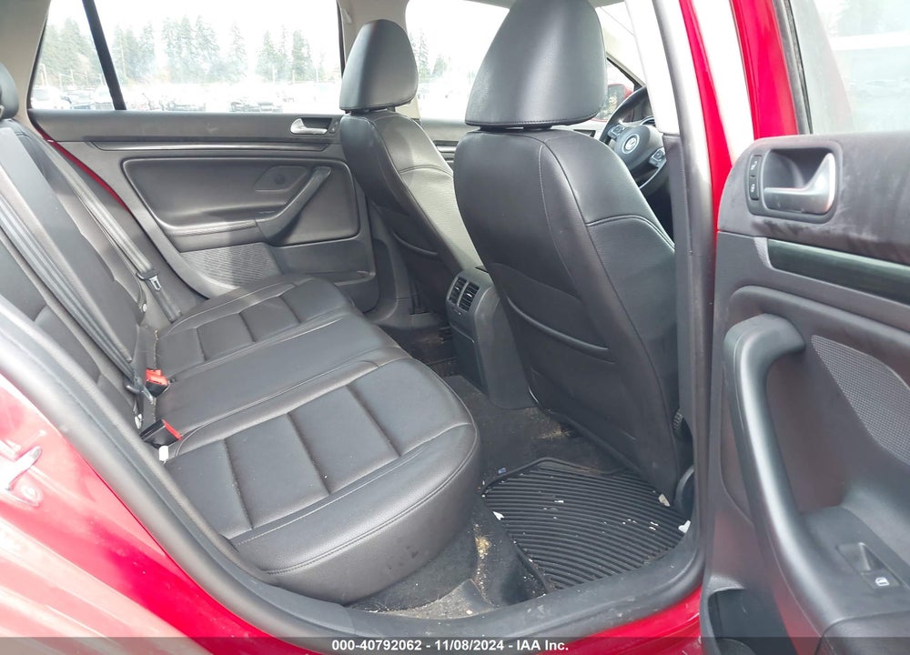 2014 VOLKSWAGEN JETTA SPORTWAGEN 2.0L TDI VIN: 3VWPL7AJ0EM618443
