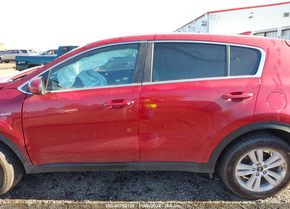 2018 KIA SPORTAGE VIN: KNDPMCAC5J7344221
