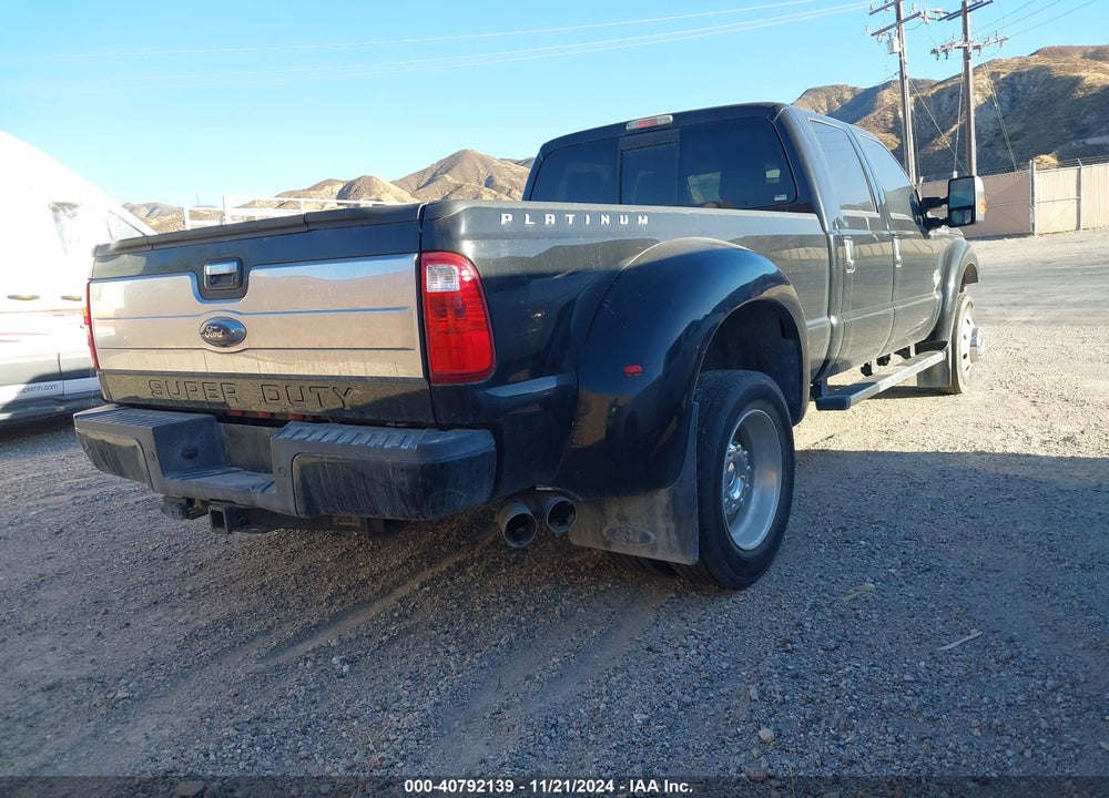 2016 FORD F-450 LARIAT VIN: 1FT8W4DT2GEB74100
