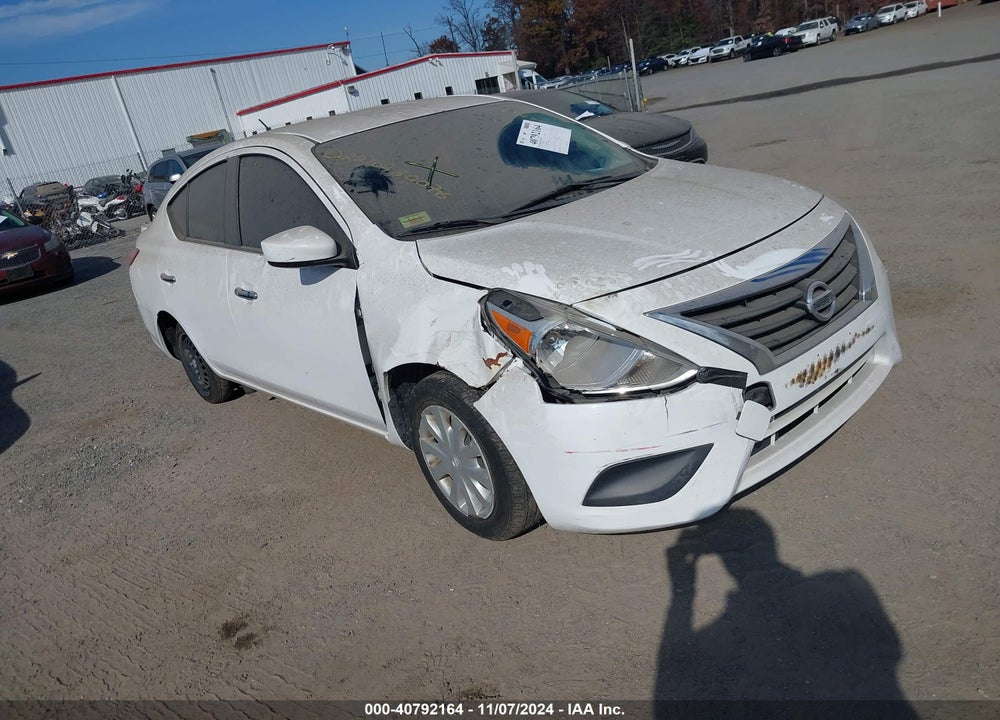 2018 NISSAN VERSA 1.6 SV VIN: 3N1CN7AP2JL800227